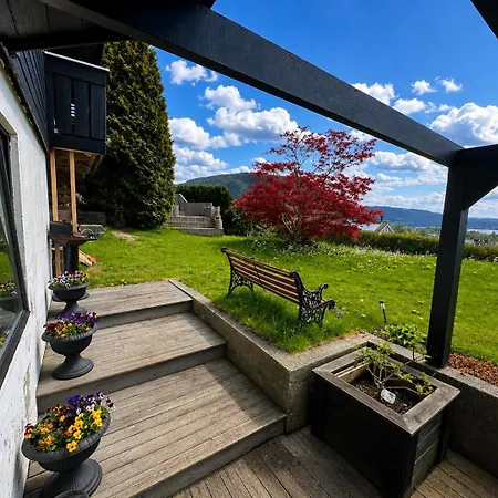 Cozy Landscape House, Near Pulpit Rock Jørpeland